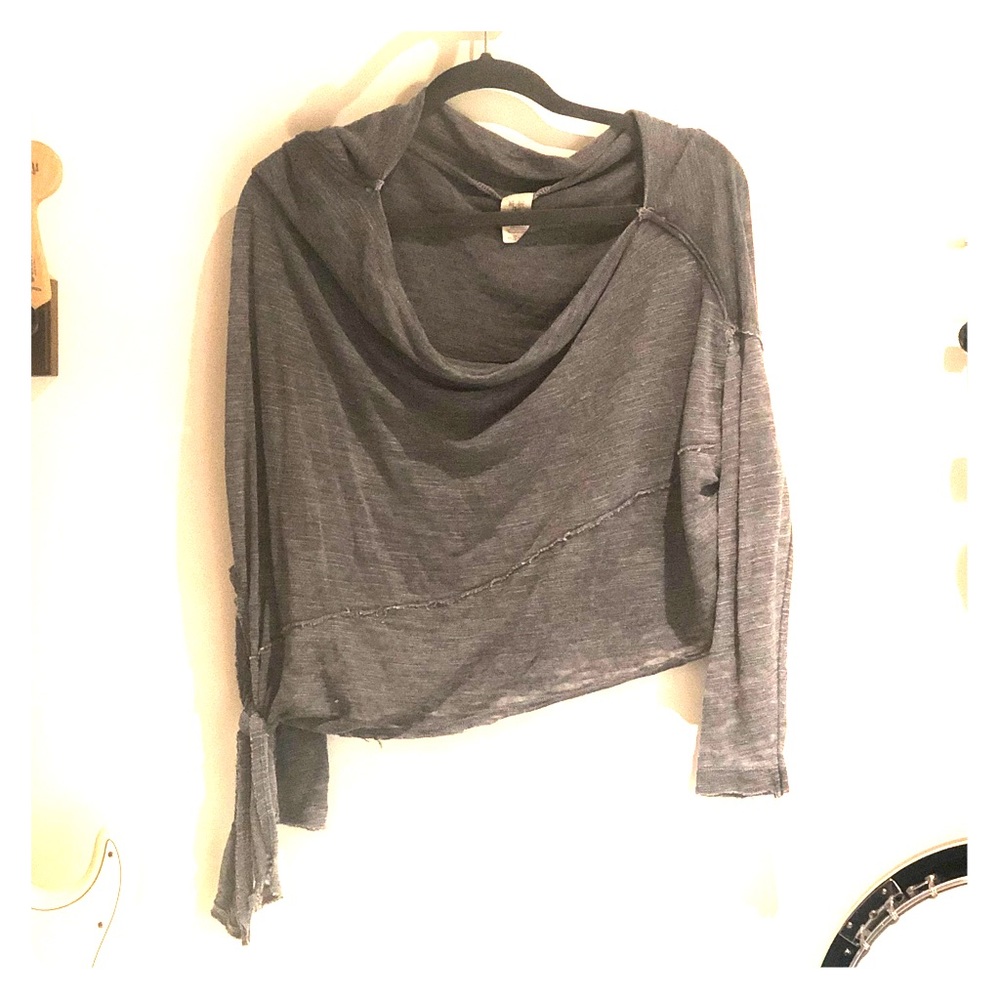 🤶We the Free Oversized boxy tie sweater